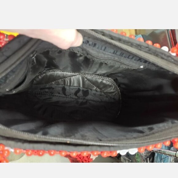 Handmade Red Green White Diamond Pattern Plastic Beaded shoulder Bag - Picture 6 of 8